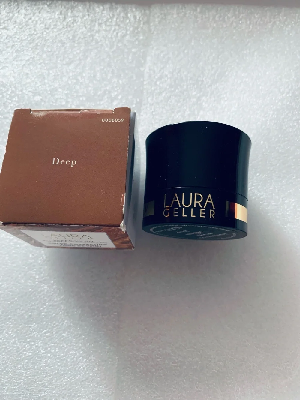 Laura Geller Multitone Baked Color Correcting Foundation — Bronze & Gold Swirl